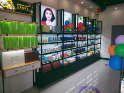 女性加盟美容化妆品，小资生活贴心服务留住你的心